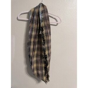 Plaid Scarf with Frayed Edges - Stylish Fall Winter Accessory INFINITY